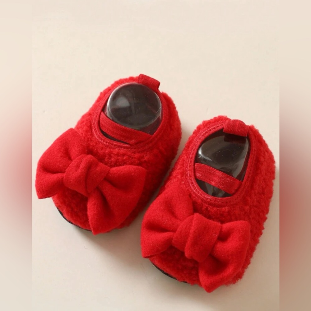 Newborn, baby shoes